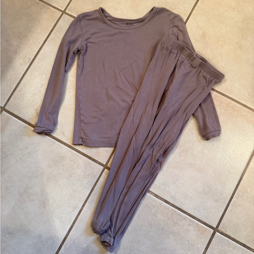 Kyte pajamas 4T